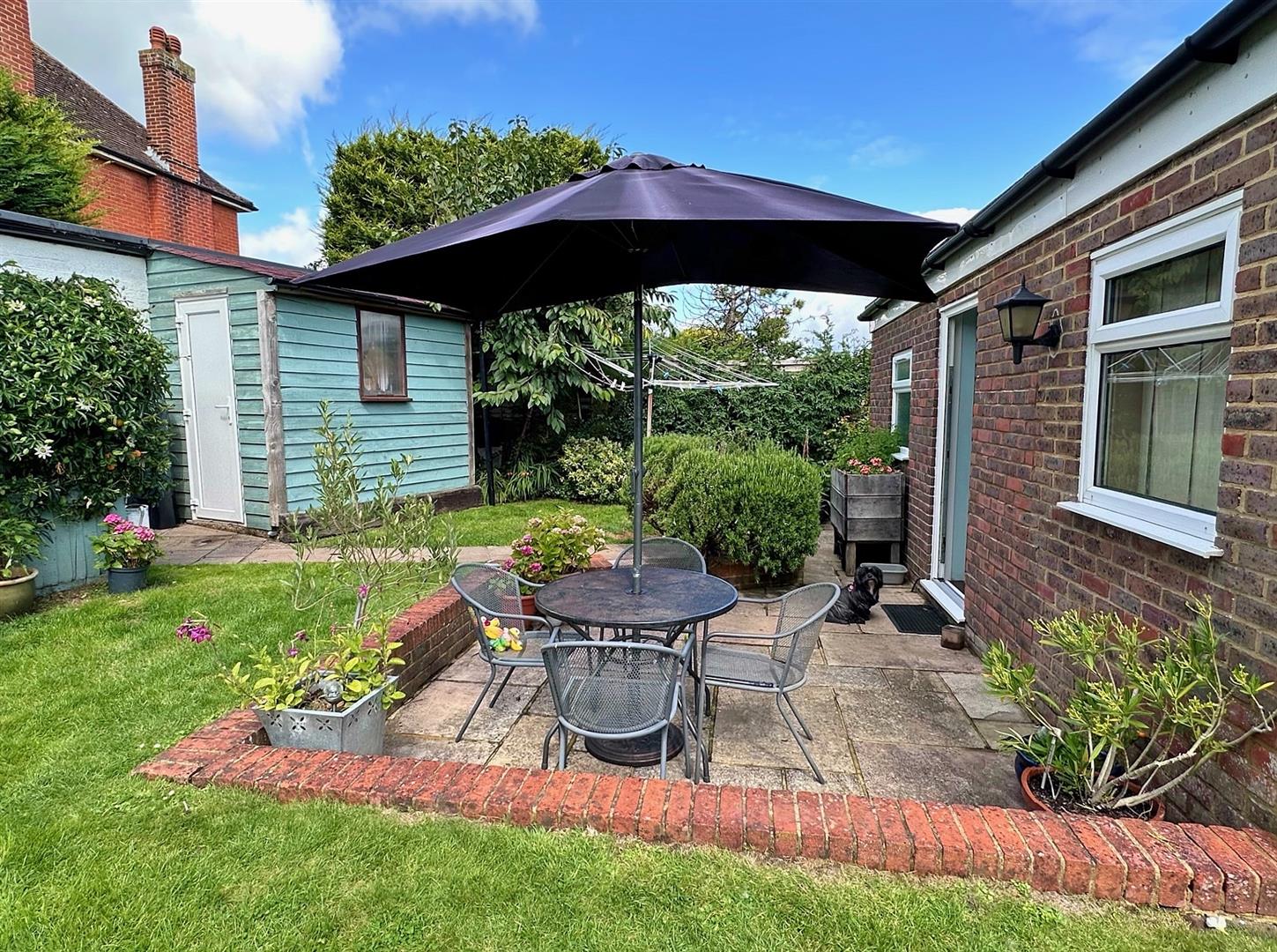 For Sale House Detached in Victoria Drive, Eastbourne